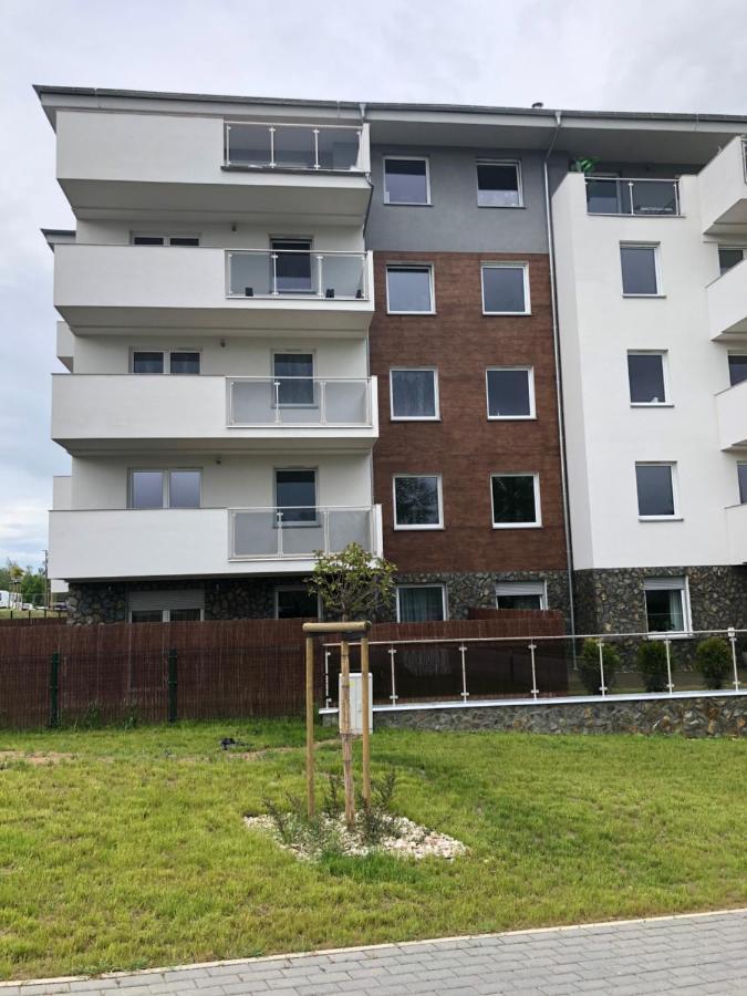 Apartament Happiness 옐레니아구라 외부 사진