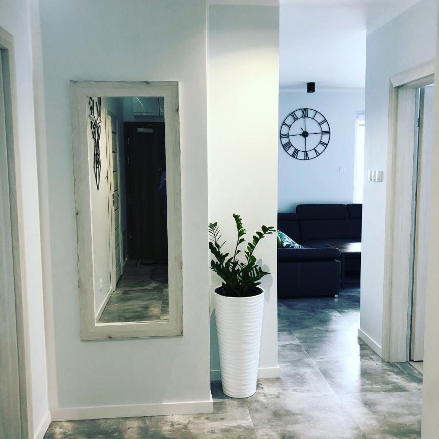 Apartament Happiness 옐레니아구라 외부 사진